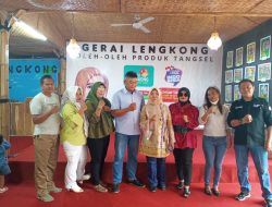 Gerai Lengkong Merayakan Qurban Bersama Relawan Peduli Banjir