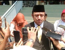 Ketua DPD Golkar   Dr. dr. Farabi Ahmad Rafiq Menghadiri Pelantikan Anggota DPRD Kota Depok Tahun 2024 -2029