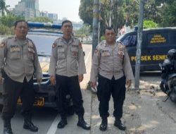 Pengamanan Ketat Pendistribusian Kotak Suara Pilkada DKI Jakarta oleh Polsek Sawah Besar