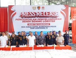 DIRKRIMSUS POLDA KEPRI HADIRI KEGIATAN KONFERENSI PERS PENYELUNDUPAN BENIH BENING LOBSTER SEBANYAK 237.305 BENIH BENING LOBSTER SENILAI 23,6 MILIAR RUPIAH