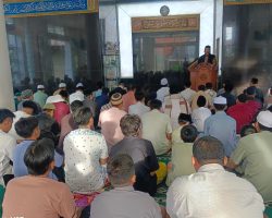 Umat Islam Kampung Bulak Gelar Sholat Idul Fitri di Masjid Raya Ar-Rahman