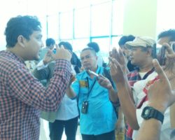 Kuasa Hukum Jevon saat ditemui para wartawan 