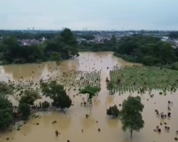 TPU Jatisari Terendam Banjir
