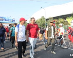 CFD Kembali Dibuka, Wali Kota Bekasi Tertibkan Pedagang di Area Car Free Day