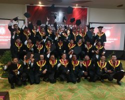 Meriah Wisuda Angkatan II Prodi Engineering Perhotelan Ganesha Indonesia