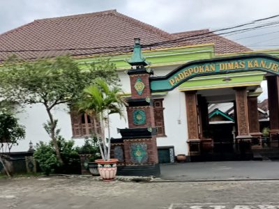 Padepokan Dimas Kanjeng, Memberikan Manfaat bagi Masyarakat