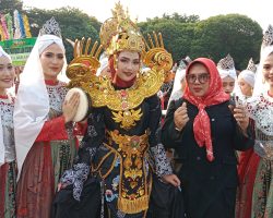 Kota Bekasi Rayakan 1 Muharam 1447 Hijriah dengan Pesona Mojang Berjikir dari Sanggar Wayang Ajen