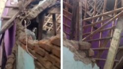 Rumah Ambruk Diterjang Angin Puting Beliung, Warga Cibitung Kehilangan Tempat Tinggal