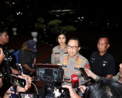 Aksi Damai di DPR Ricuh Gara-Gara Kelompok Misterius