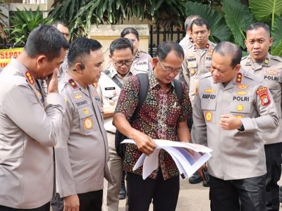 Irjen Asep Edi Suheri dan Brigjen Dekananto Pantau Progres Pembangunan SPPG di Jakarta Barat