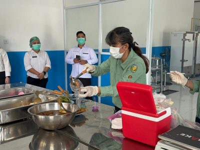 MBG Aman dan Higenis, SPPG Kemala Presisi Polda Kalteng Terima Inspeksi Dinkes Kota Palangka Raya