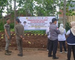 Camat Bojonggede Mengontrol Pembangunan  Proyek Infrastruktur  Saluran Drainase di Desa Rawa Panjang
