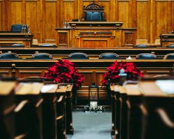 Pengesahan KUHAP Baru Picu Pro-Kontra: Apa Dampaknya bagi Warga?