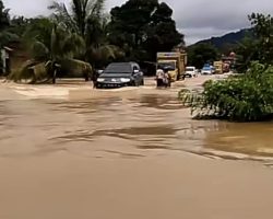 Sibolga Darurat Banjir: Hujan Deras, Angin Kencang, dan Ancaman Pasang Laut!