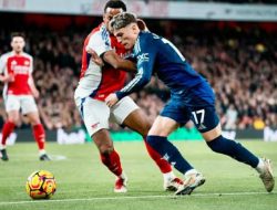 MU Bangkit, Tampil Efektif Taklukkan City dan Arsenal