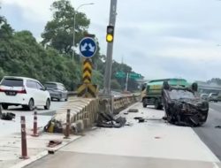 Kecelakaan di Tol Jagorawi, Mobil Artis Diva Mara Terbalik Diduga Akibat Microsleep