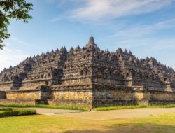 Borobudur, Pusat Pendidikan Kuno atau Tempat Ritual Keagamaan?