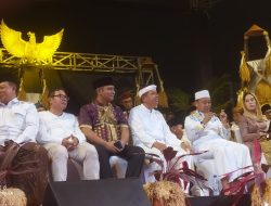 Safari Ramadhan, KDM Disambut Ribuan Warga di Tambun Bekasi