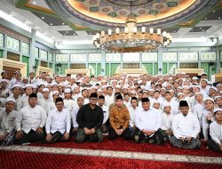 Safari Ramadan di Cilangkap, Wapres Dorong Transformasi Pesantren Jadi Pusat Ekonomi dan Inovasi