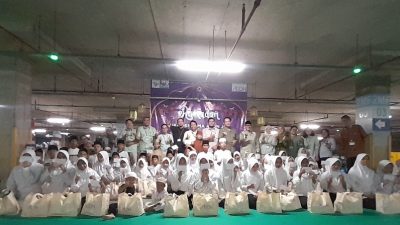 Manajemen AEON JGC Gelar Buka Puasa Bersama dan Santunan Anak Yatim Binaan YDKJT