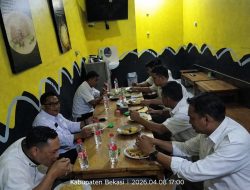 Kesbangpol Bekasi Cicipi Nasi Kebuli Abuya Tambun, Perpaduan Rasa Nusantara–Timur Tengah yang Bikin Nagih