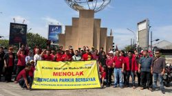 Penghuni dan Pelaku Usaha Demo Jilid 2 Tolak Portal Parkir Berbayar di Grand Galaxy City Bekasi