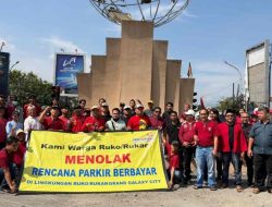 Penghuni dan Pelaku Usaha Demo Jilid 2 Tolak Portal Parkir Berbayar di Grand Galaxy City Bekasi