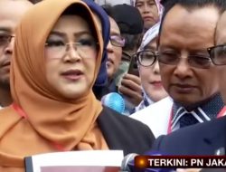 Sidang Ijazah Jokowi Ditunda, Dokter Tifa Ajukan Eksepsi