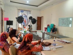 Hari Ke-2 PPL, Mahasiswa IAI Al Azis Dapat Materi Pembekalan Dasar-dasar Jurnalistik