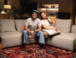 Yura Yunita dan Kunto Aji Hadirkan Versi Hangat “Jalan Pulang” di Main Ke Rumah