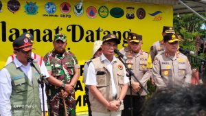 Danrem 043/Gatam Dampingi Menko PMK Pantau Arus Balik Lebaran 2023