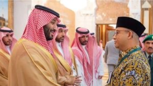 Anies Baswedan Pergi Haji, Foto Bareng Raja Salman di Makkah