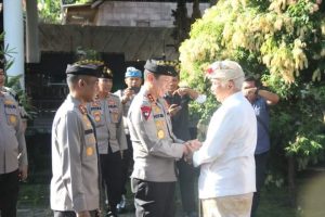 Kapolda Bali Didampingi Kapolres Klungkung Gelar Jumat Curhat di Puri Den Bencingah