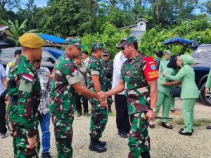 Pangdam XII/Tpr kunjungi PLBN dan Pos Perbatasan Indonesia-Malaysia