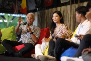 Ketemu Anak Muda Bali, Ganjar Diantar Mobil Fatmawati Soekarno