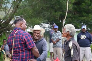 Bina Hubungan Dengan Masyarakat, Dandim 1702/JWY Kunjungi Kampung Binaan Hulekaima