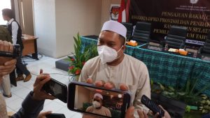 ‘Habib Banua’ Pendaftar Pertama Calon Legislatif DPD RI di KPU Kalimantan Selatan