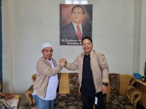 TOKOH LSM YANG SANGAT FENOMENAL AKHIRNYA BERLABUH DI PARTAI GERINDRA