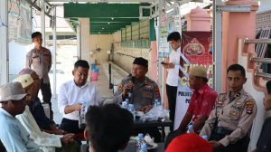 Kegiatan Jumat Curhat Polres Batola di Halaman Mesjid At-Taqwa Kec Marabahan Kab Batola
