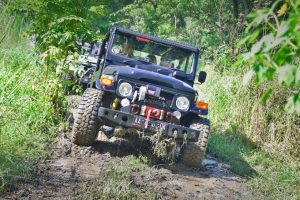 Jeep dan Trail Adventure Fun Akademi Militer