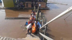 Tim SAR Temukan Korban Bunuh Diri di Sungai Melawi