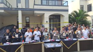 Bareskrim Bongkar Pabrik Narkoba di Dua Kota