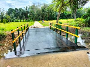 Akhirnya Satgas TMMD Ke-116 Rampungkan Pembangunan Jembatan Besi Seratus Persen