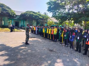 Babinsa Koramil 03/Haruyan Pembinaan MPLS Siswa di SMK Al Hidayah