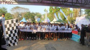 Ratusan Pelari Color Run 7,8K Sambut HUT Ke-78 Kemerdekaan RI