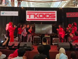 Band Grup Lawas Ganti Nama Jadi TKOOS