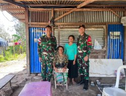 Satgas Yonkav 6 Atau Naga Karimata Bagikan Sembako Ke Masyarakat