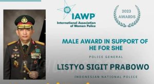 IAWP Berikan Penghargaan Kepada Kapolri Listyo Sigit Prabowo