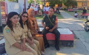 Jalin Tali Silaturahmi Babinsa Koramil 05/Sofifi Komsos Dengan Guru-guru SD