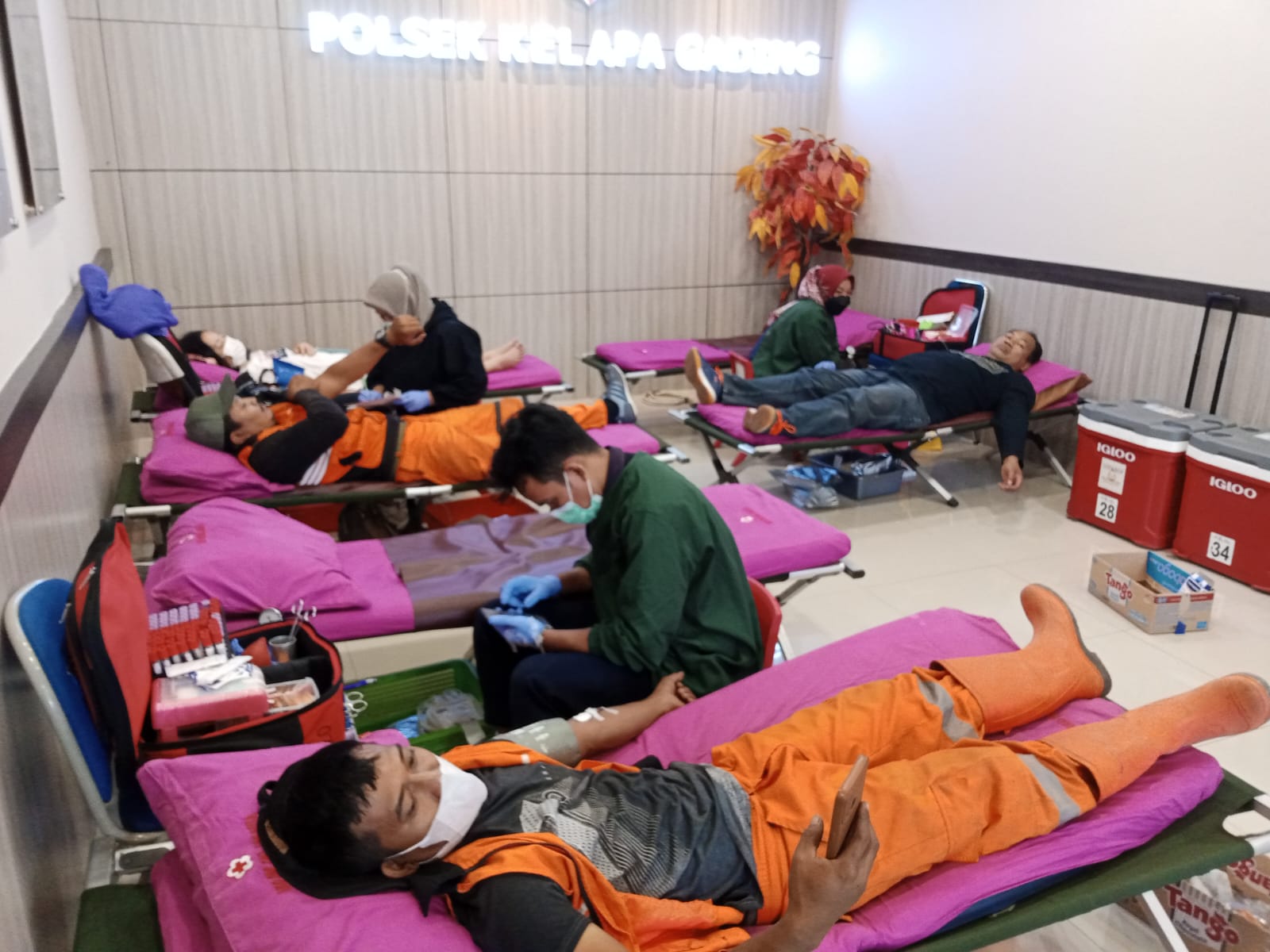 Foto:(Istimewa) Aksi Sosial Donor darah di Kapolsek Kelapa Gading Jakarta Utara